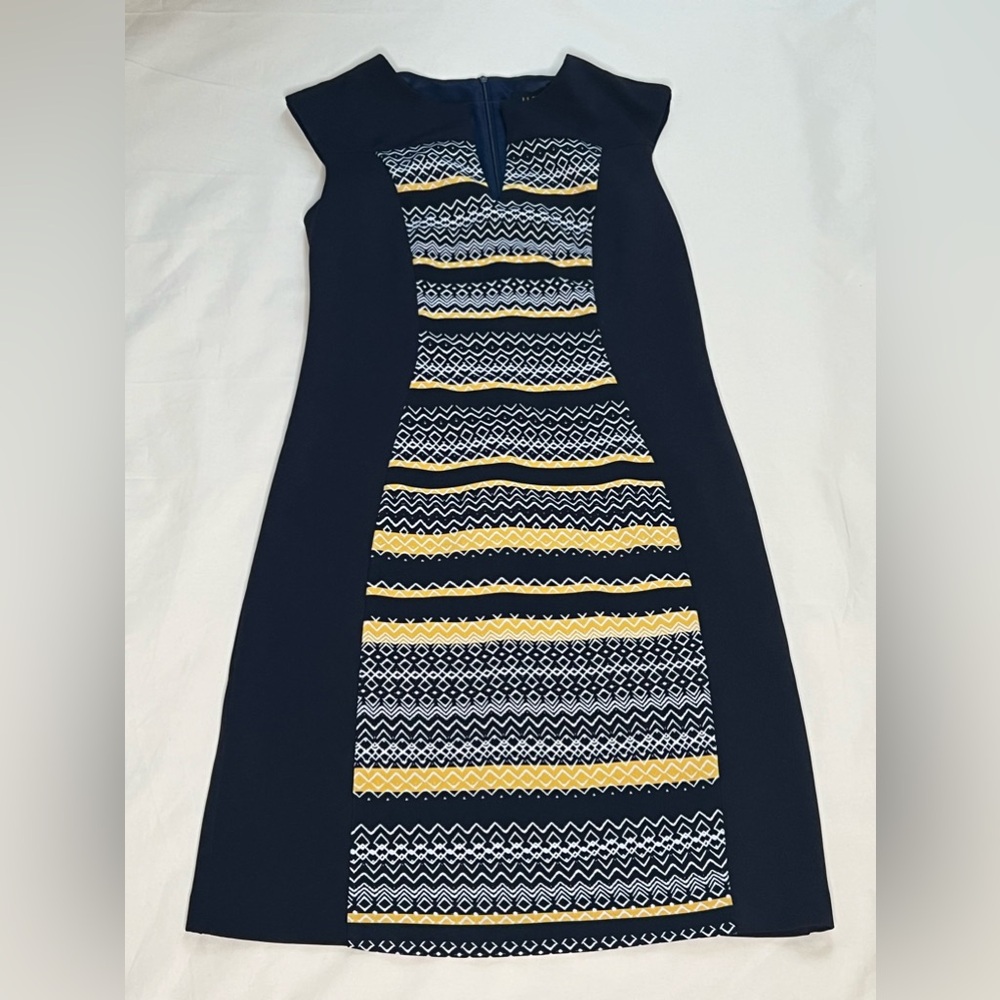ILE New York Dress Women 8 Blue Geometric White Gold Cap Sleeve Above Knee